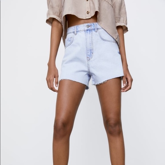 Zara High Rise Distressed Denim Shorts - Picture 3 of 15